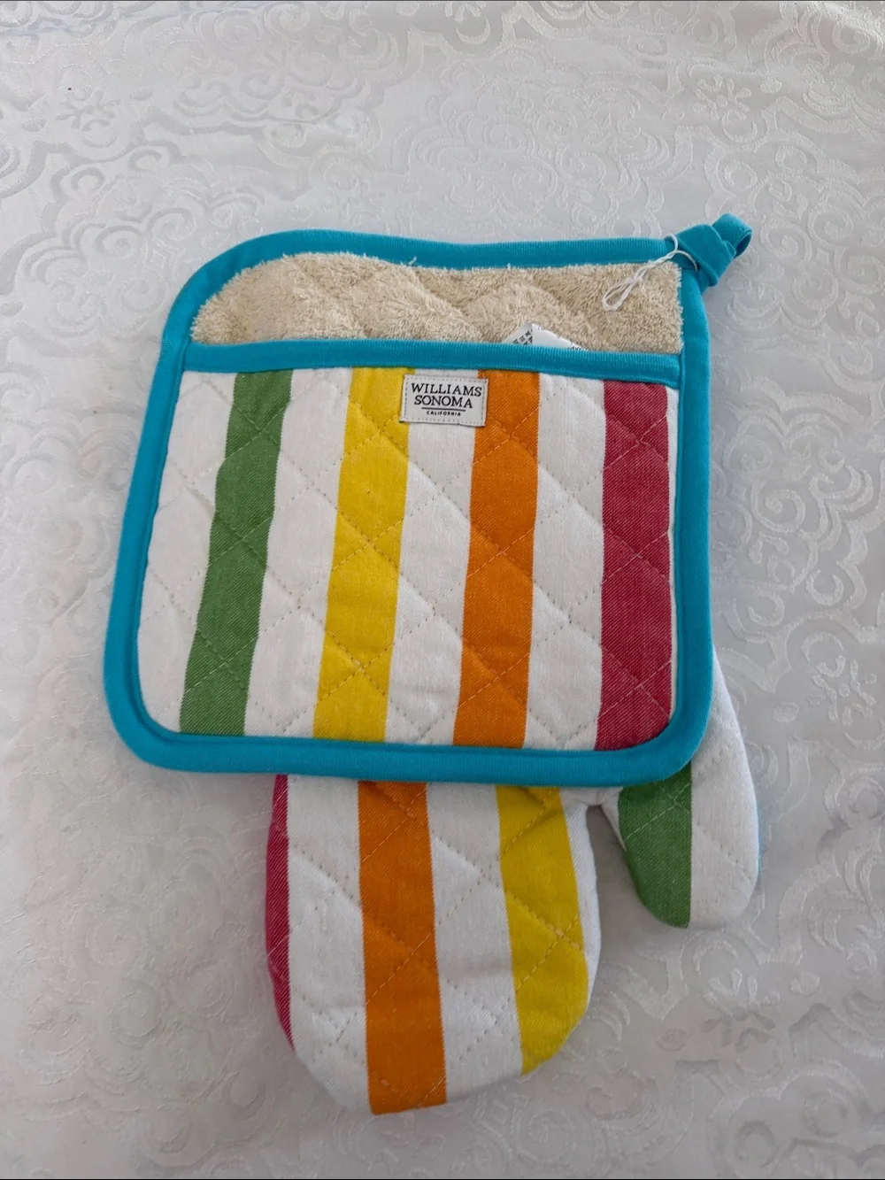 Williams Sonoma Striped Oven Mitt and Pot Holder Set in Teal Trim